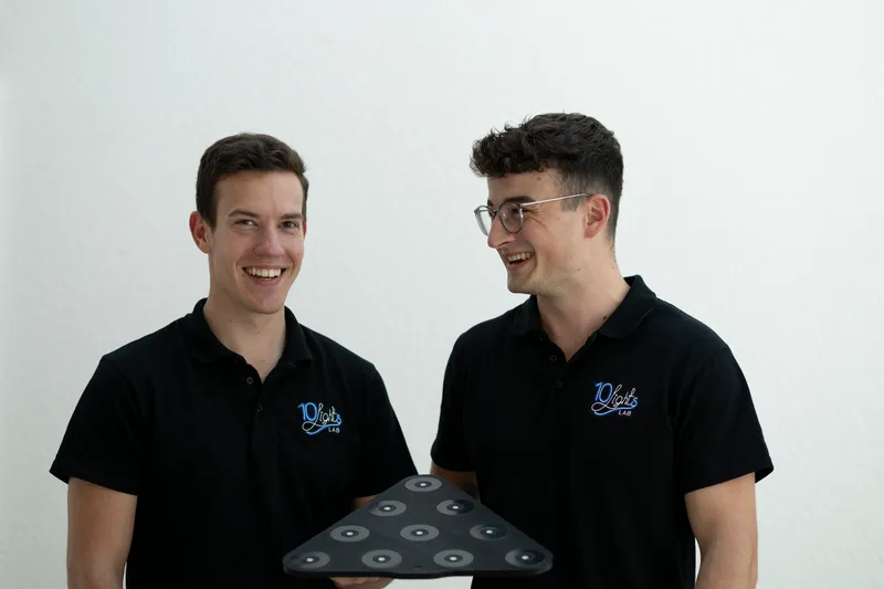 Manu und Silas — Gründer von 10LightsLab